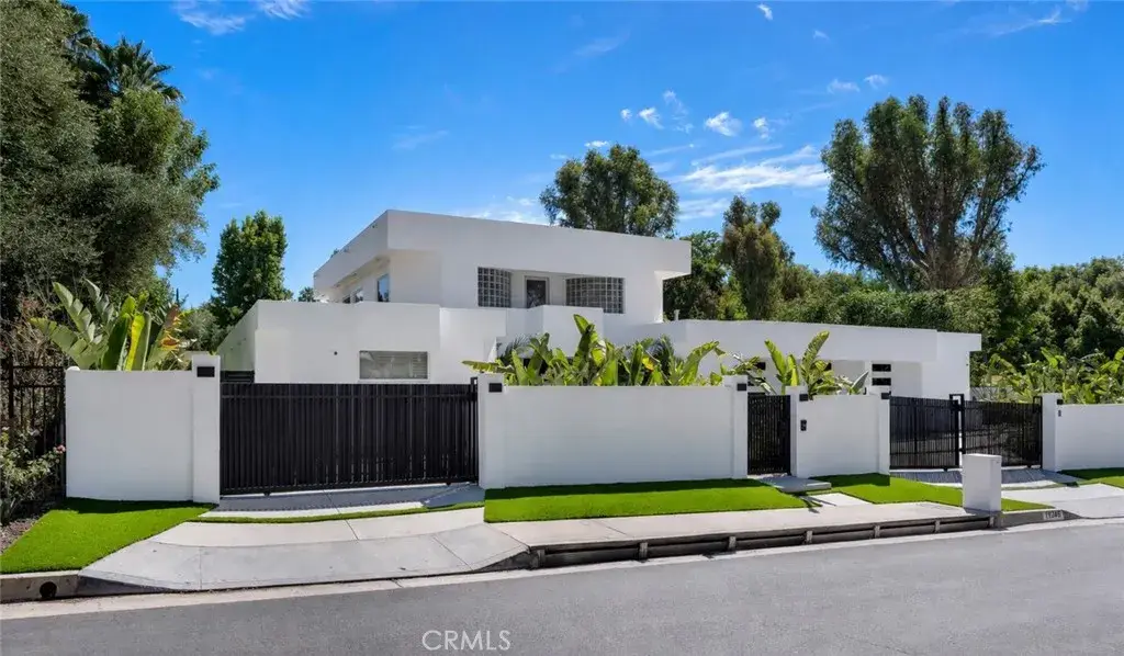 19246 Rosita Street, Tarzana, CA 91356 - #1