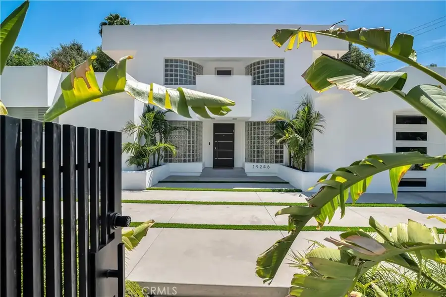 19246 Rosita Street, Tarzana, CA 91356 - #2