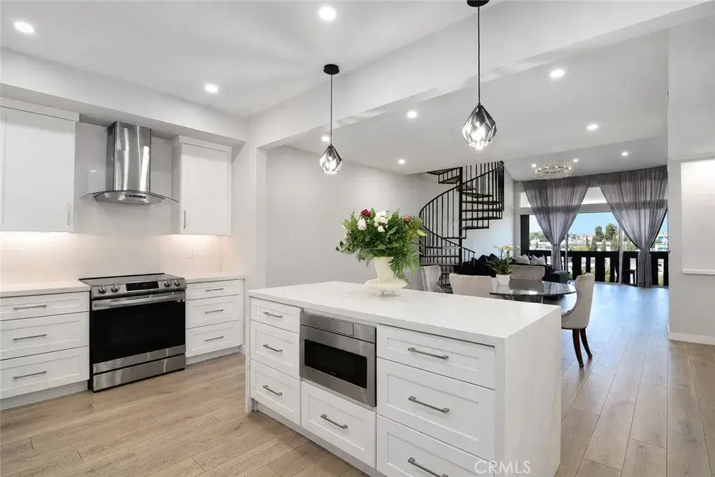 5216 Yarmouth Avenue #307, Encino, CA 91316 - #1