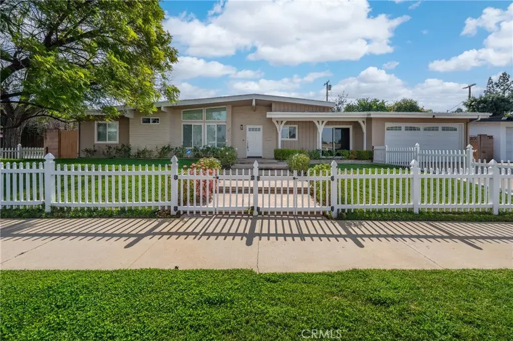 23000 Brenford Street, Woodland Hills, CA 91364 - #1