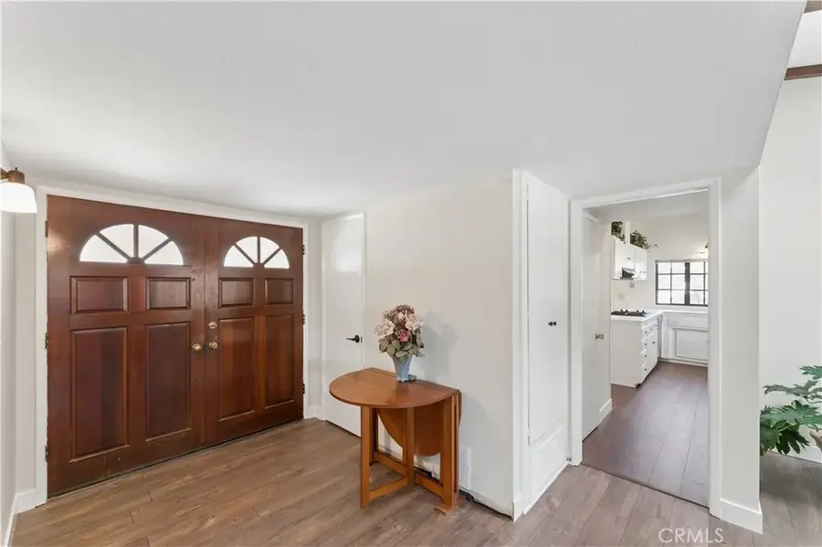 5666 Rawlings, Woodland Hills, CA 91367 - #3