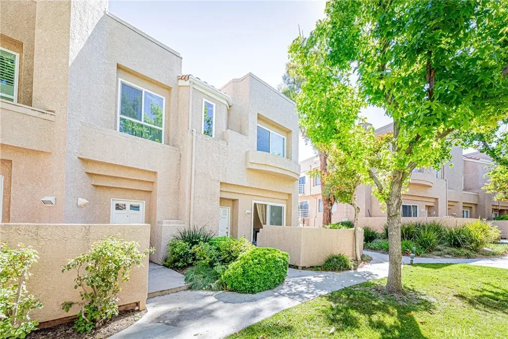 25703 Holiday Circle #A, Stevenson Ranch, CA 91381 - #1