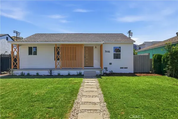 7446 Dempsey Avenue, Lake Balboa, CA 91406