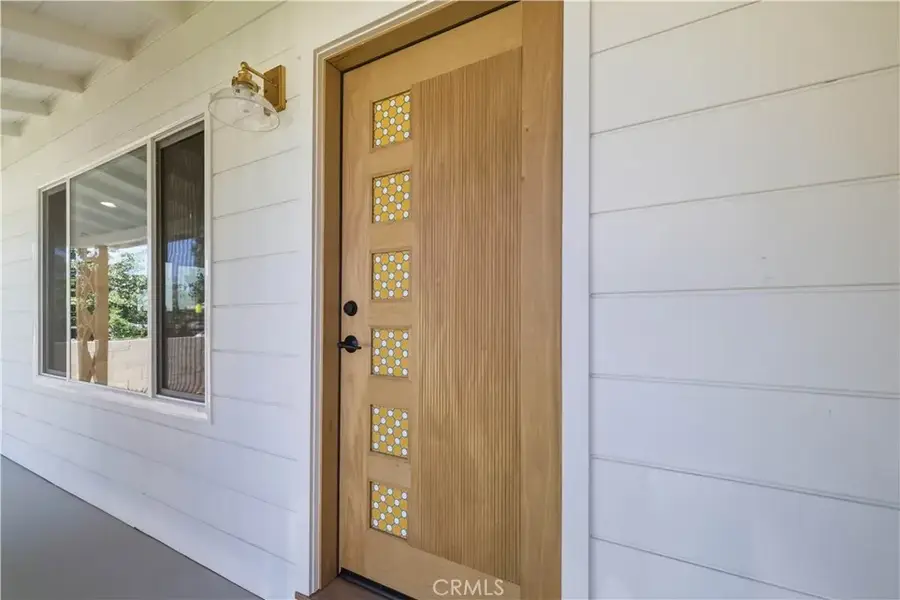 7446 Dempsey Avenue, Van Nuys, CA 91406 - #3
