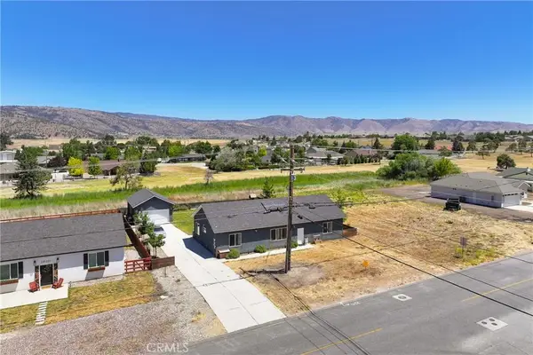 28301 Stallion Springs Drive, Tehachapi, CA 93561