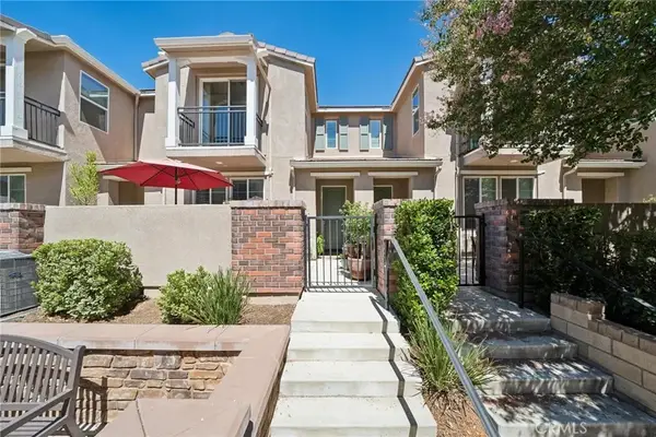 28780 Calle De La Paz, Valencia, CA 91354