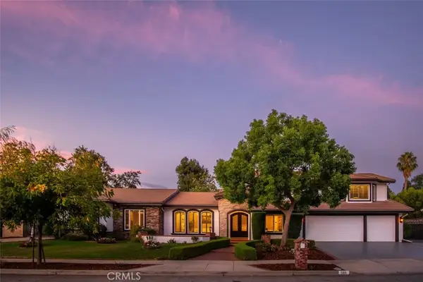 586 Valley Gate Rd, Simi Valley, CA 93065