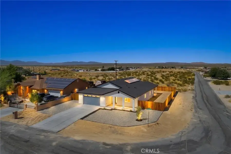 10433 Trumbull St, California City, CA 93505 - #3