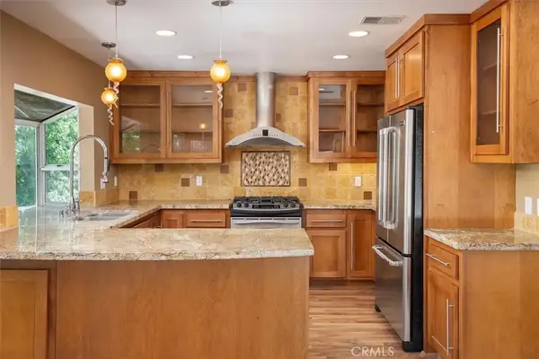 26105 Mcbean Pkwy Unit 64, Valencia, CA 91355