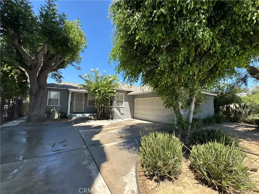 7039 Hesperia, Reseda, CA 91335 - #2