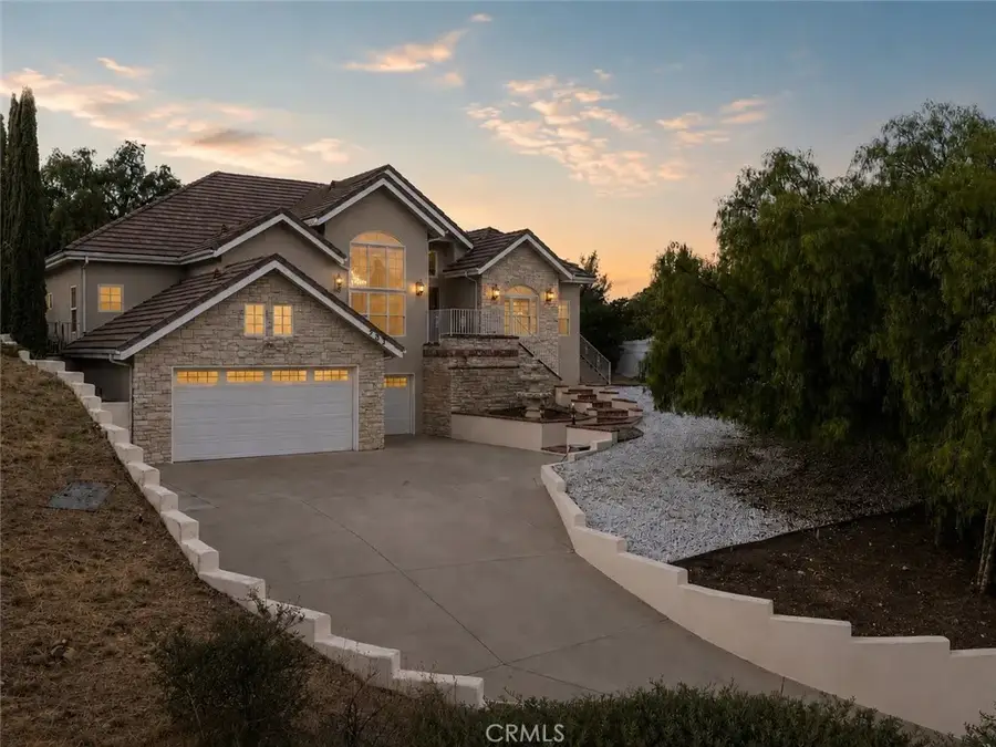 251 S Skyline, Thousand Oaks, CA 91361 - #2
