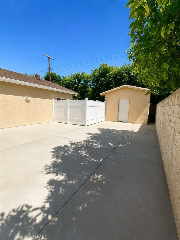 7918 Hazeltine Avenue, Panorama City, CA 91402 - #2