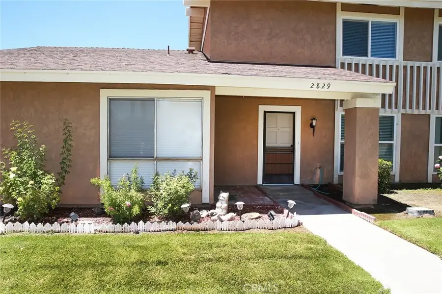 2829 W Avenue J4, Lancaster, CA 93536 - #2