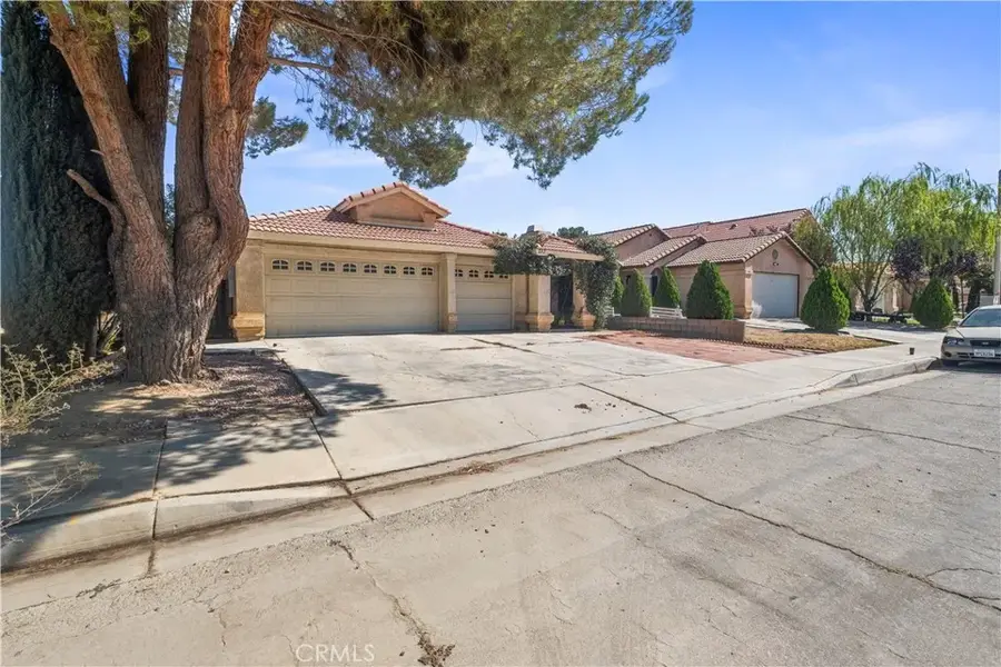 733 E Avenue J12, Lancaster, CA 93535 - #2