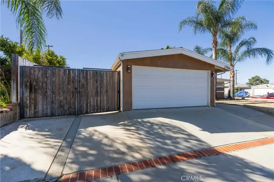 27836 Walnut Springs, Canyon Country, CA 91351 - #2