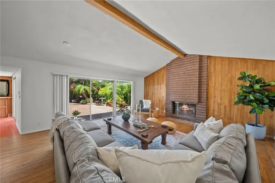10106 Petit, North Hills, CA 91343 - #3