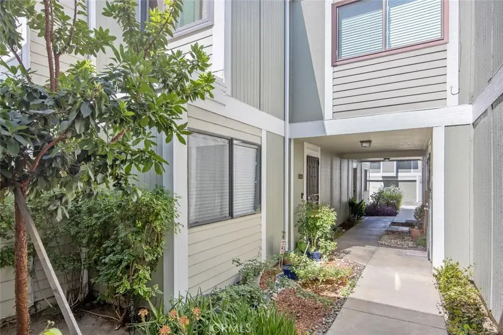 27068 Hidaway #7, Canyon Country, CA 91351 - #1