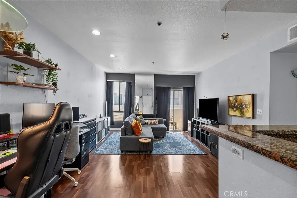 19350 Sherman Way. #328, Reseda, CA 91335 - #1