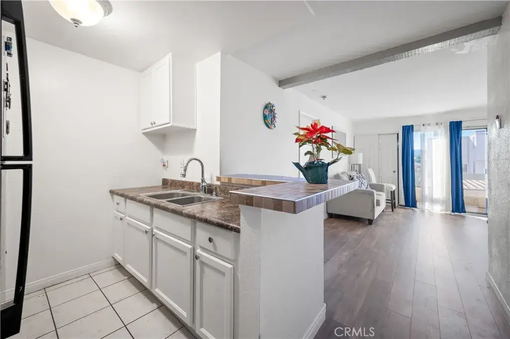 21800 Schoenborn Street #215, Canoga Park, CA 91304 - #1