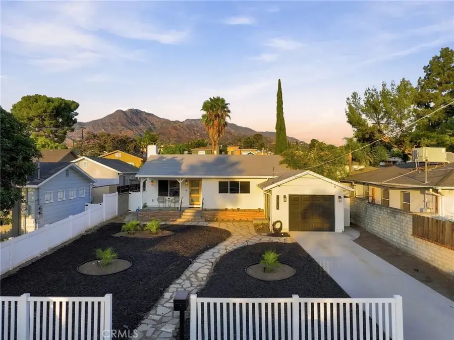 10824 Odell, Sunland, CA 91040 - #3