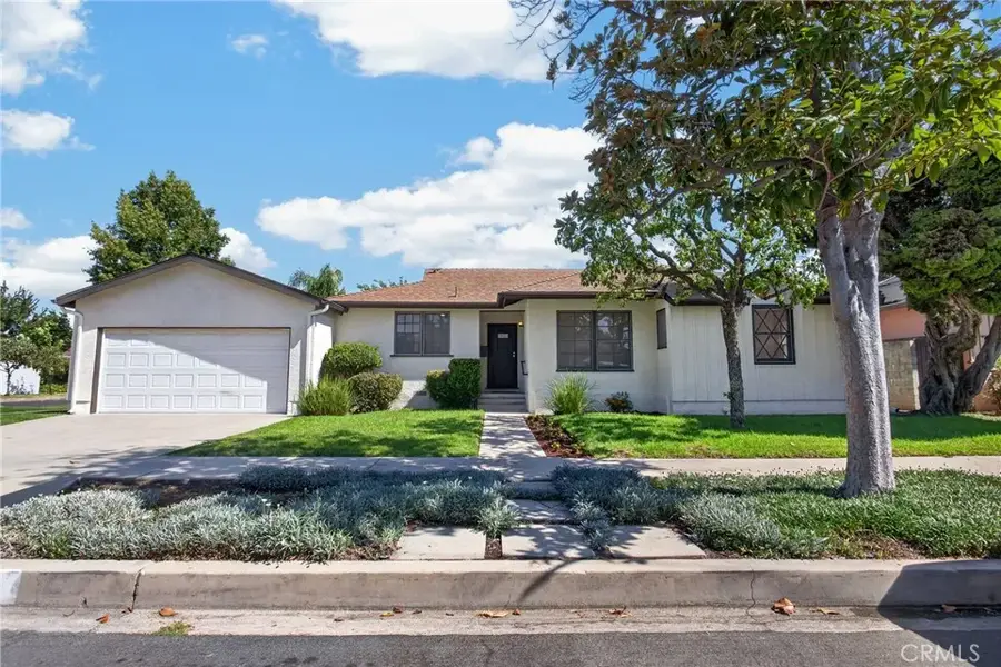 19121 Hartland, Reseda, CA 91335 - #3