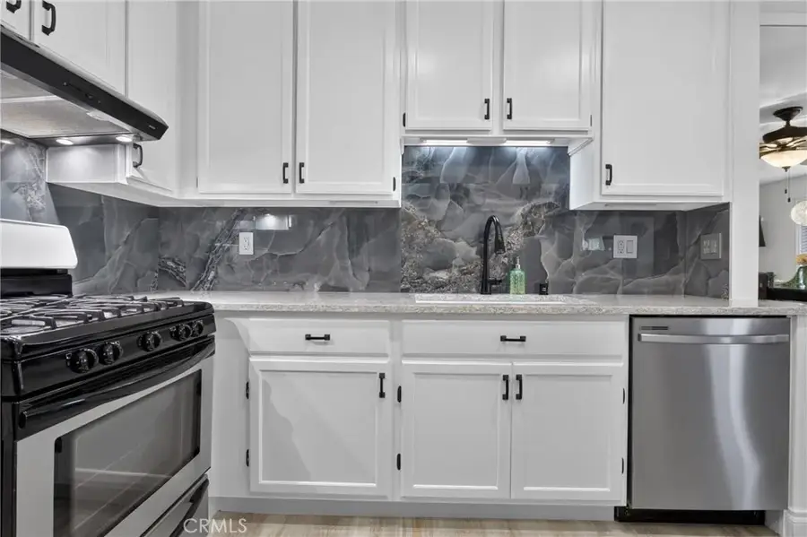 6491 Twin Circle Lane #5, Simi Valley, CA 93063 - #3