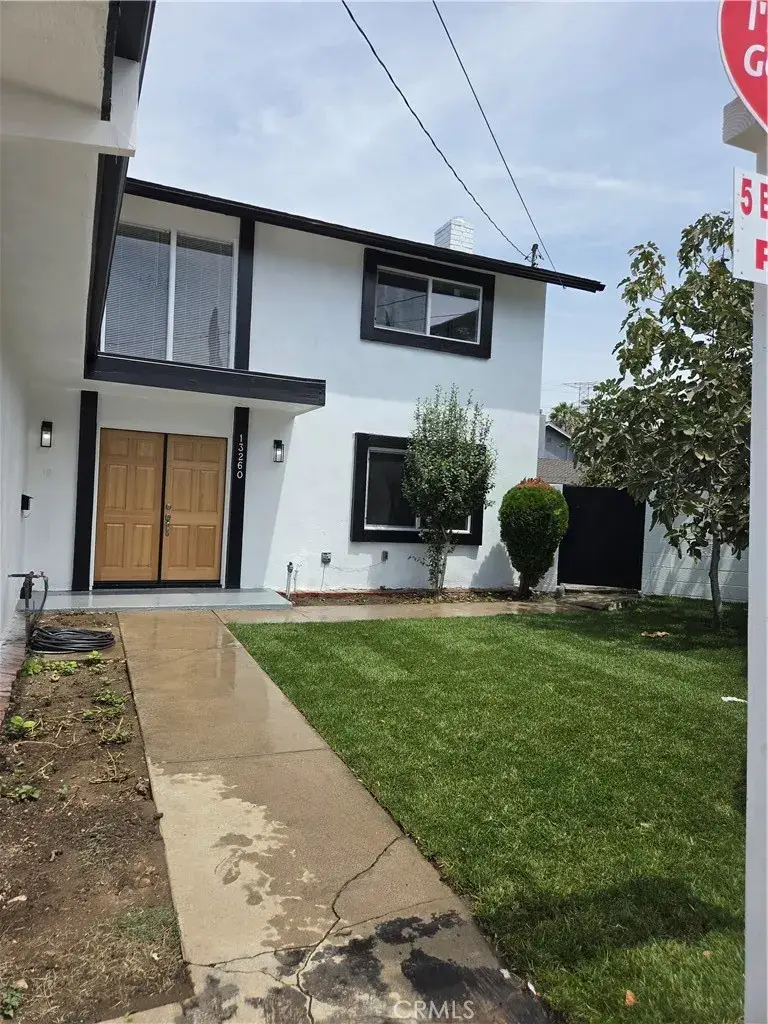 13260 Winfield, Panorama City, CA 91402 - #1