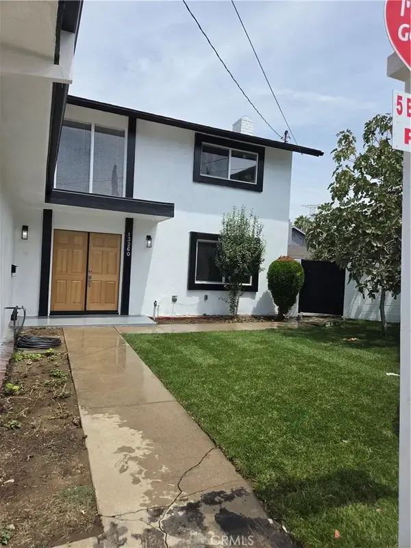 13260 Winfield, Los Angeles, CA 91402