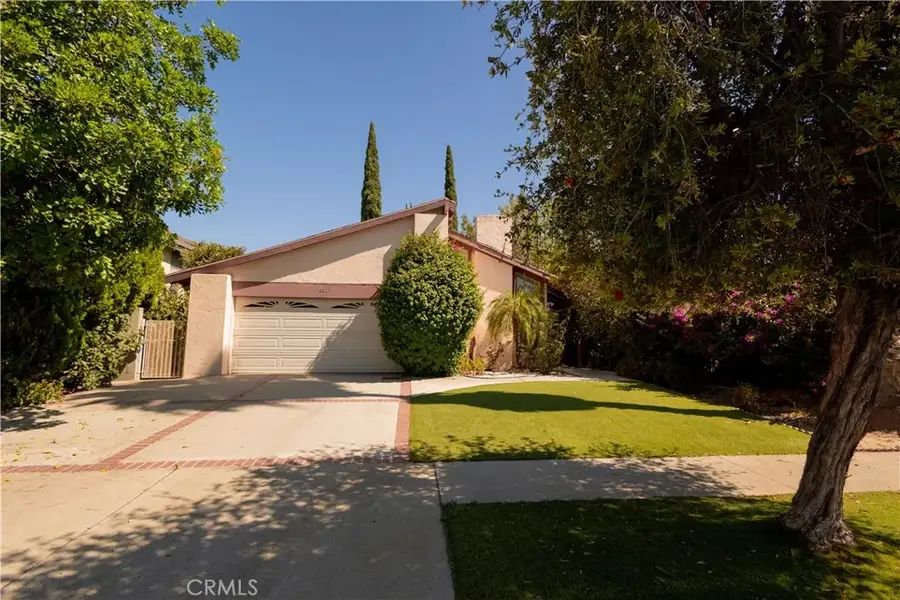 18129 Delano, Reseda, CA 91335 - #2