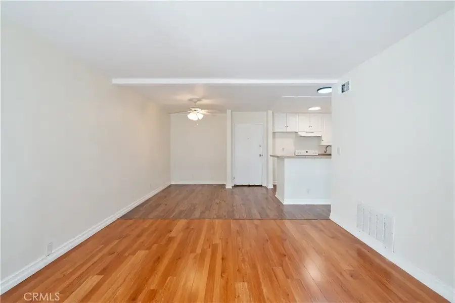 21800 Schoenborn #126, Canoga Park, CA 91304 - #3