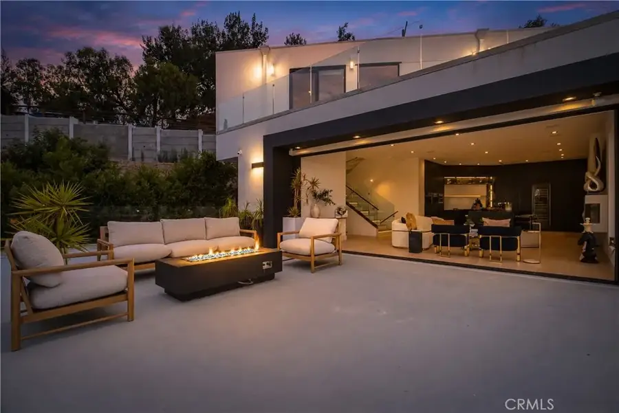 5170 Medina Road, Woodland Hills, CA 91364 - #2