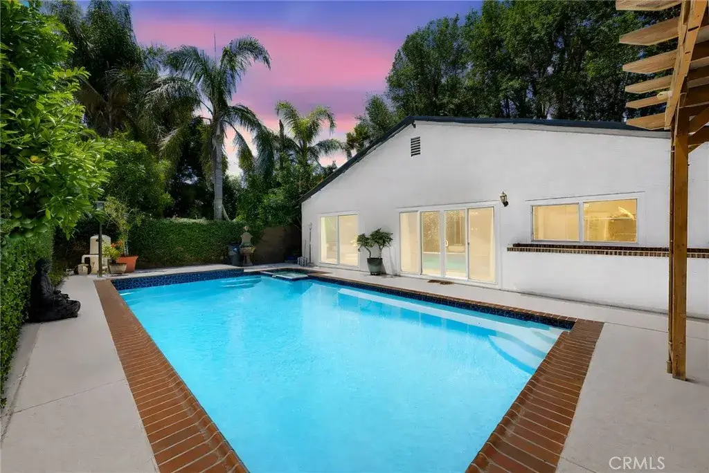 8012 Comanche, Winnetka, CA 91306 - #1