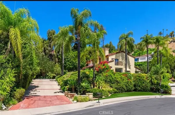 4433 Tedregal Court, Calabasas, CA 91302
