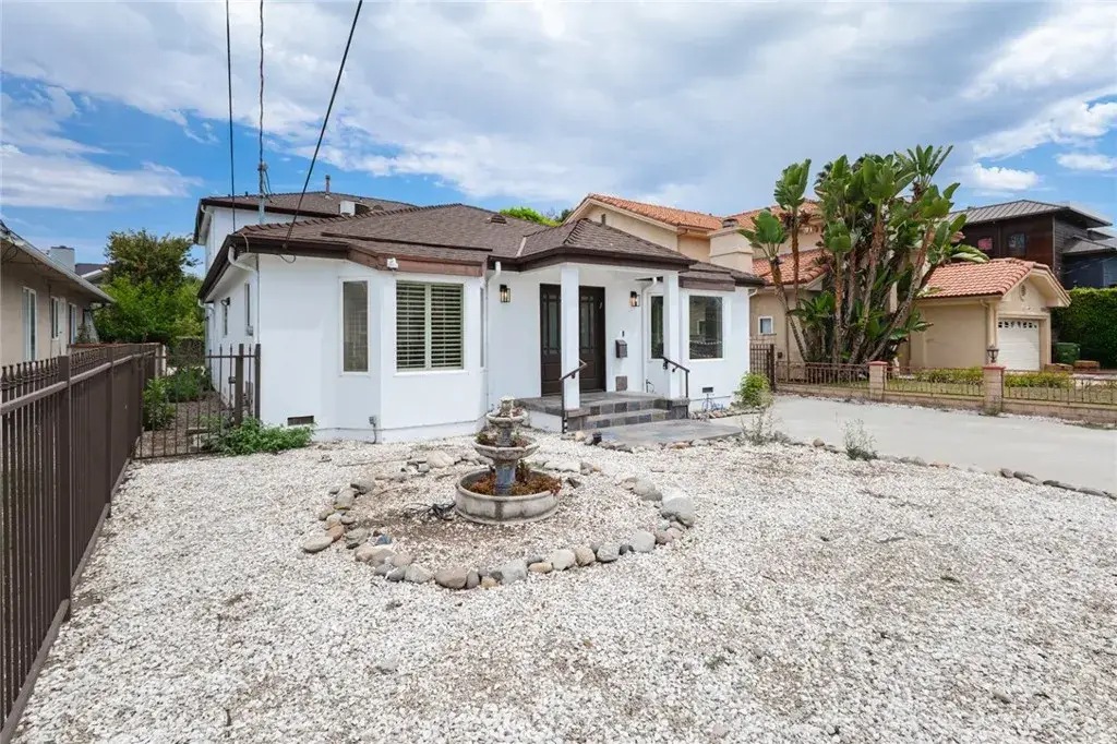 15147 Otsego, Sherman Oaks, CA 91403 - #1