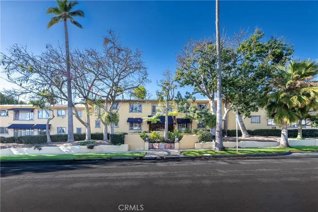 1615 N Laurel Avenue #203, Los Angeles, CA 90046 - #1