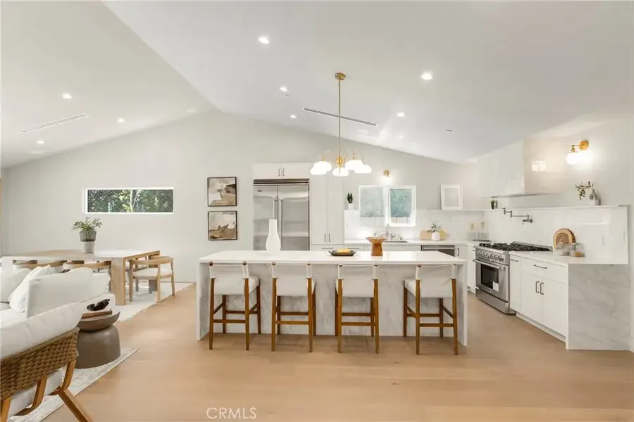 5944 Lasaine, Encino, CA 91316 - #3