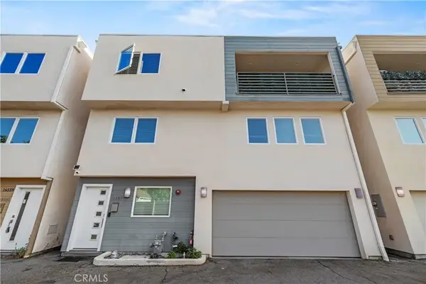 16557 Vine Terrace, Van Nuys, CA 91406