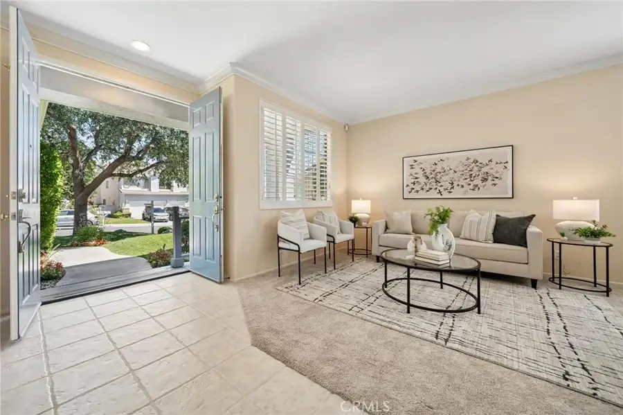 25716 Hood Way, Stevenson Ranch, CA 91381 - #2