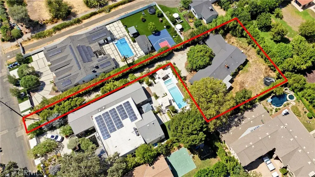 23347 Collins Street, Woodland Hills, CA 91367 - #1