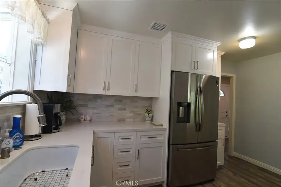 6242 Kenwater, Woodland Hills, CA 91367 - #2