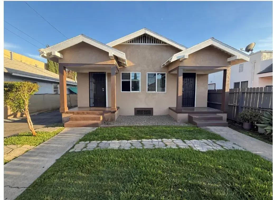 712 W 54th, Los Angeles, CA 90037 - #1