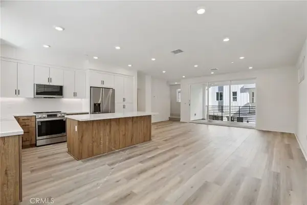 1693 Coral Sea Lane, San Pedro, CA 90732