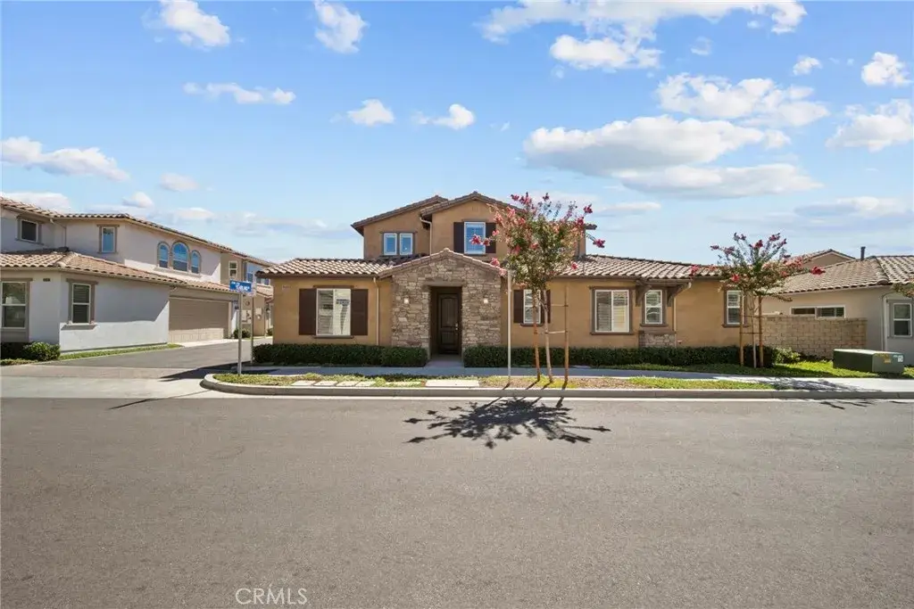 27105 Yearling, Saugus, CA 91350 - #1