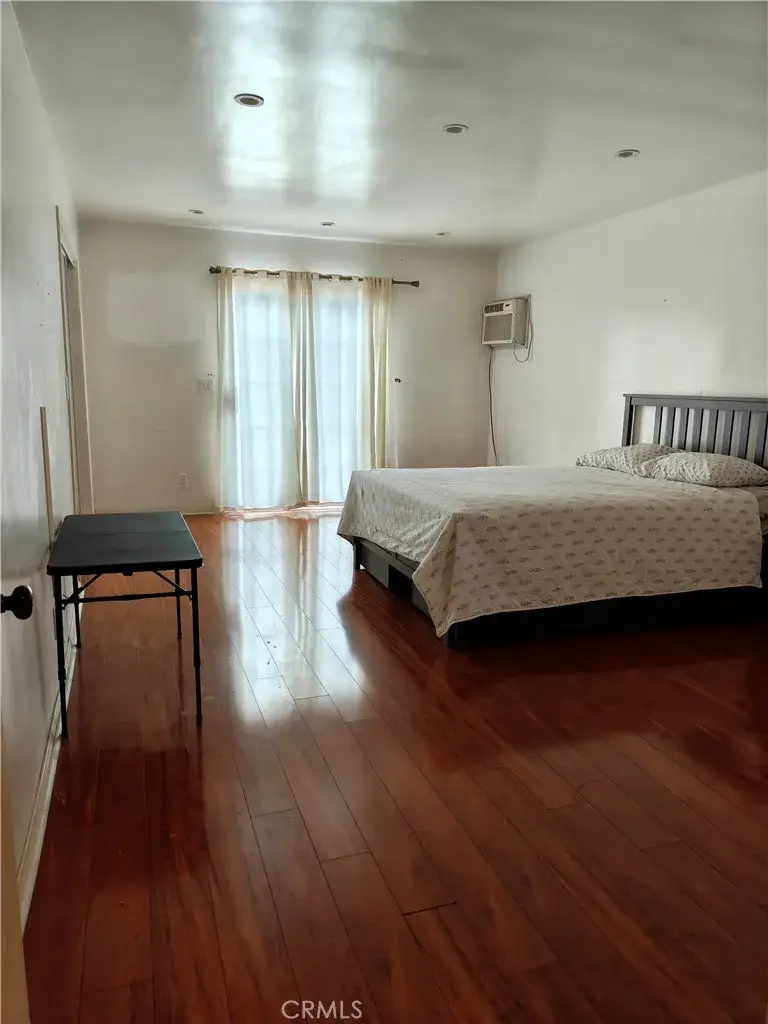 10537 Encino Ave, Granada Hills, CA 91344 - #3