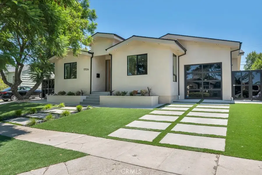 17534 Collins, Encino, CA 91316 - #2