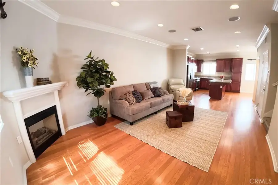 9301 Shirley Avenue #16, Northridge, CA 91324 - #3