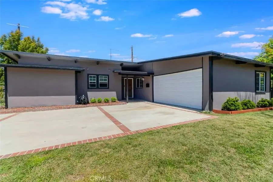 18027 Hatton Street, Reseda, CA 91335 - #2