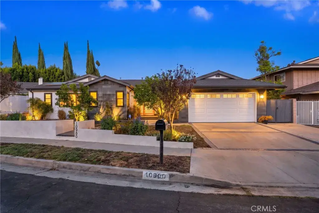 10960 Baton Rouge, Northridge, CA 91326 - #1