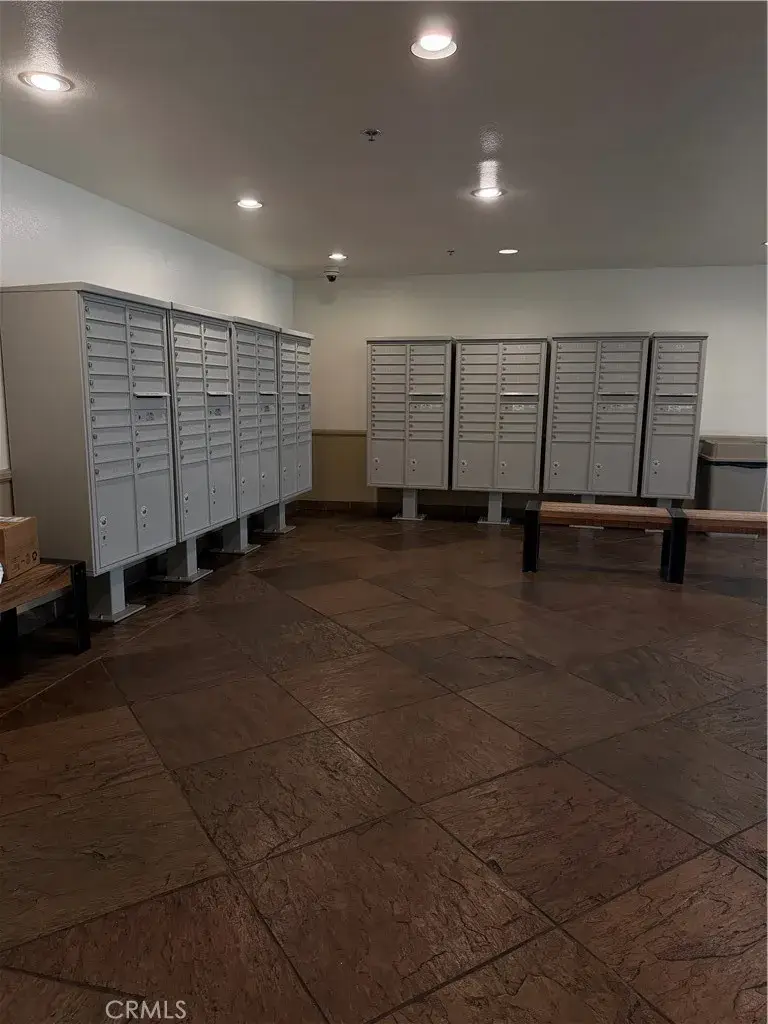 19350 Sherman, Reseda, CA 91335 - #3