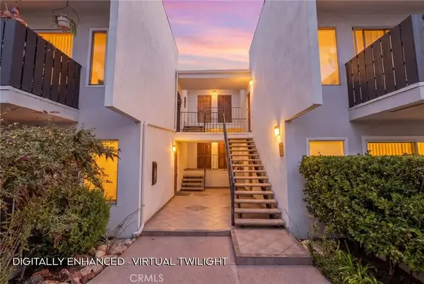 18645 Hatteras St #234, Tarzana, CA 91356